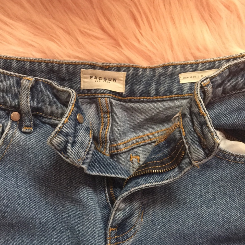 Pacsun mom jeans